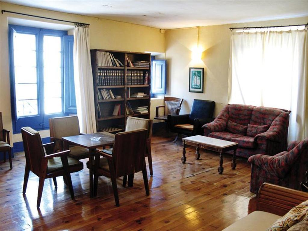 Fonda Biayna Hotel Bellver De Cerdanya Exterior photo