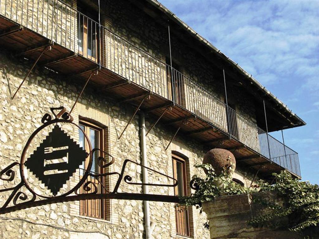 Fonda Biayna Hotel Bellver De Cerdanya Exterior photo