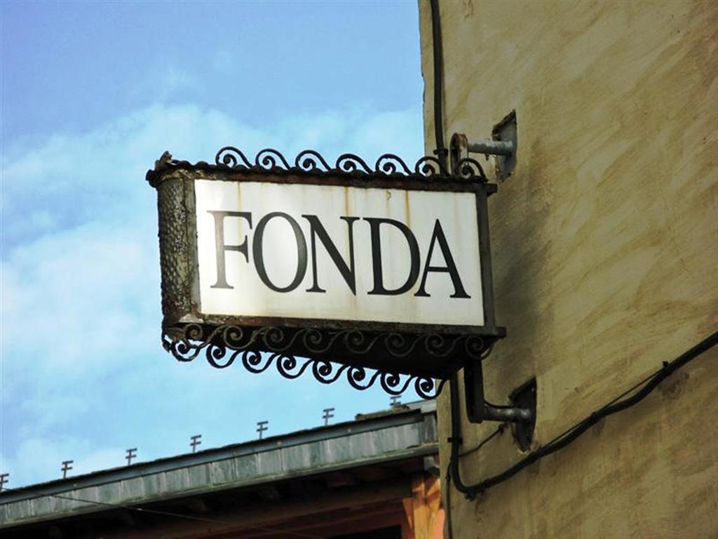 Fonda Biayna Hotel Bellver De Cerdanya Exterior photo