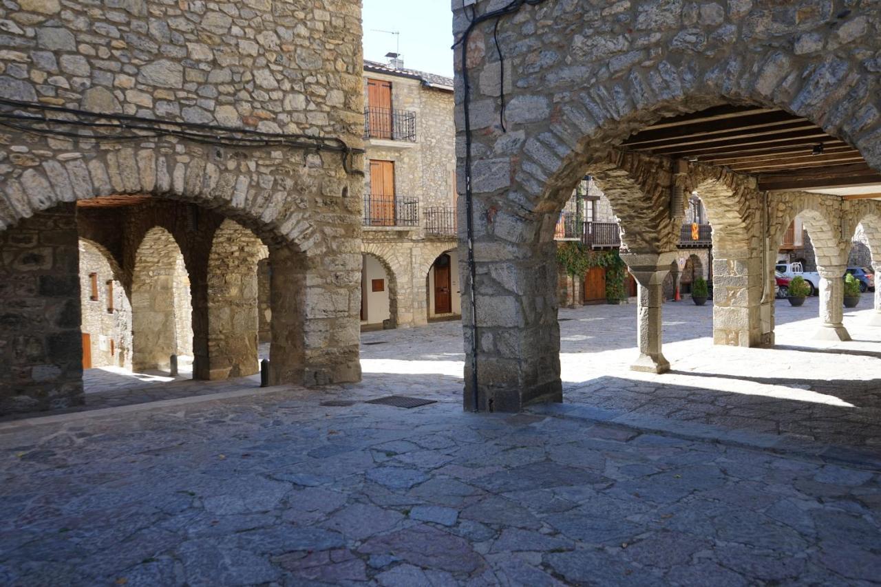 Fonda Biayna Hotel Bellver De Cerdanya Exterior photo