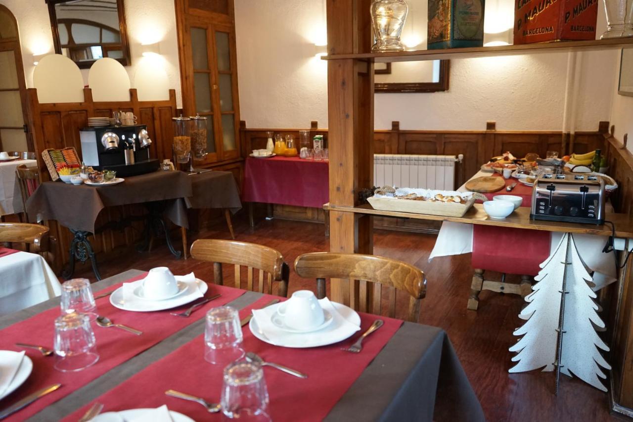Fonda Biayna Hotel Bellver De Cerdanya Exterior photo